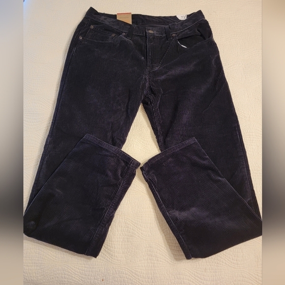 NWT Levi's Ladies Corduroy Pants - Picture 1 of 5